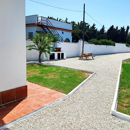 Casa Blanca Chiclana Holiday home *